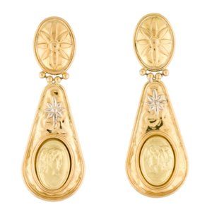 Gorgeous 18k gold earrings
